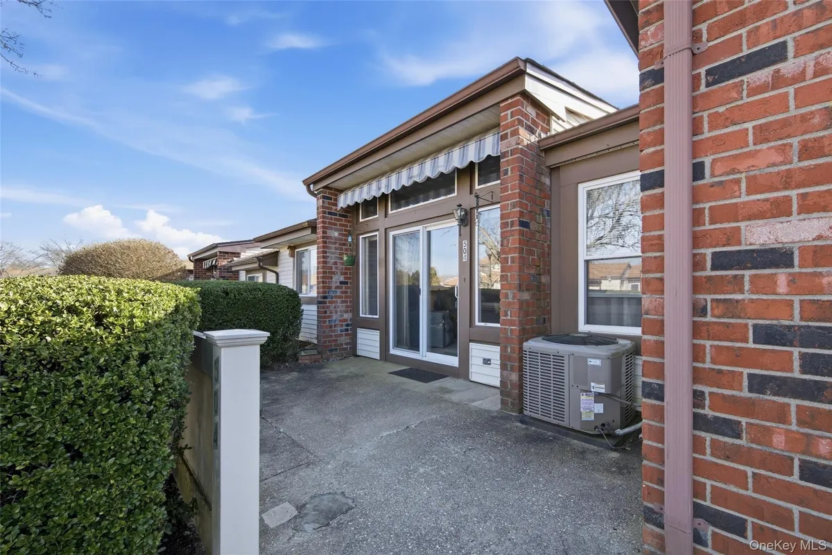 Property Slideshow image 1 of 48 | 504 gotham ct, Saint James, NY, 11780