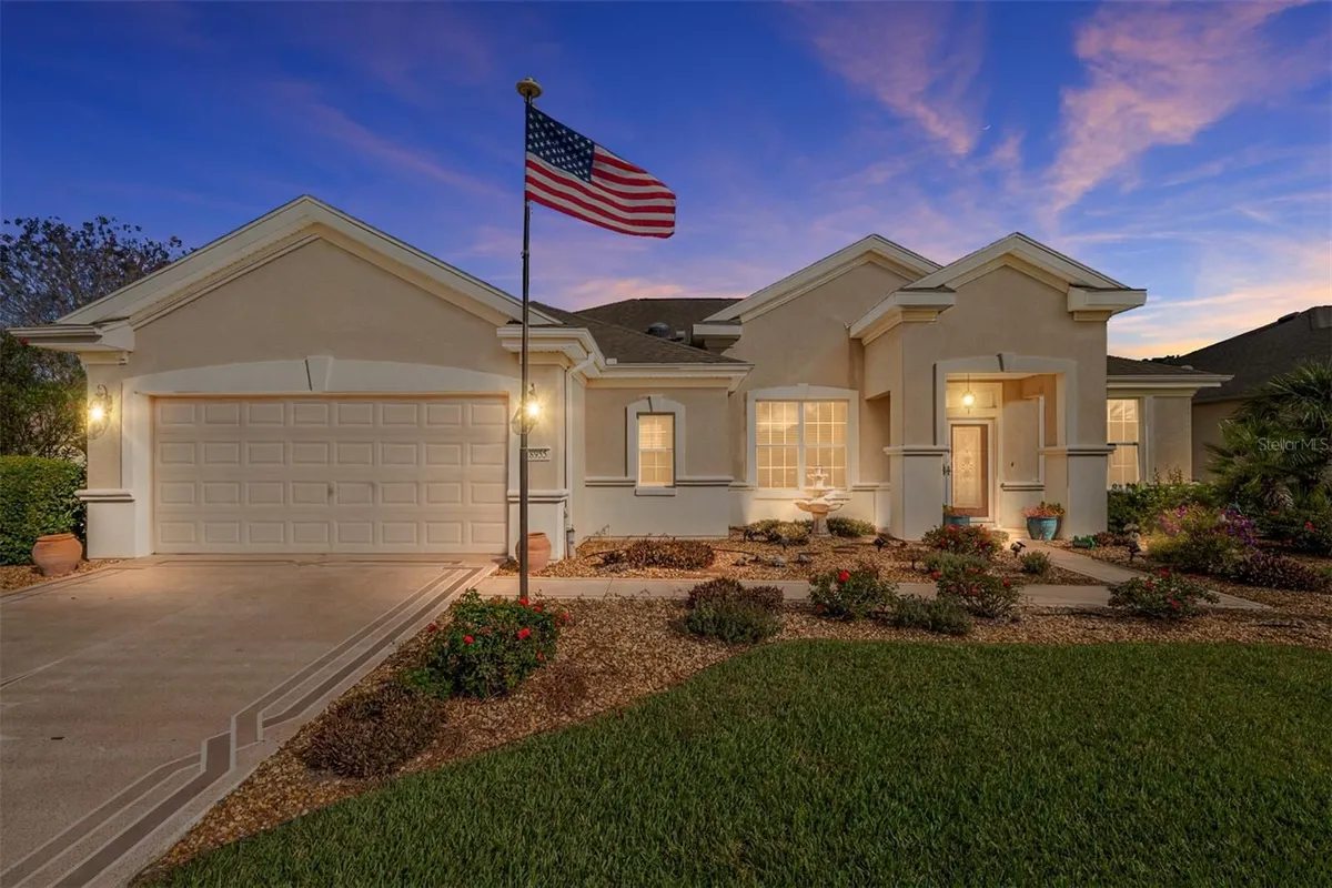 Property Slideshow image 1 of 72 | 8955 se 118th ln, Summerfield, FL, 34491