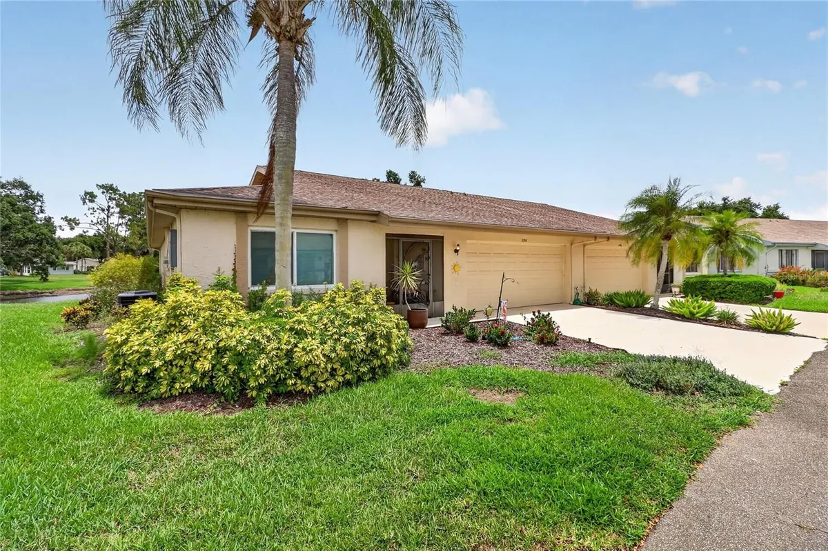 Property Slideshow image 1 of 66 | 2106 harringay st 451, Sun City Center, FL, 33573
