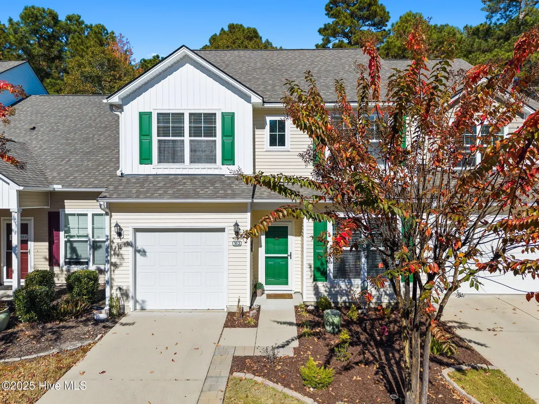 Property Slideshow image 1 of 53 | 312 bulkhead bnd, Calabash, NC, 28467