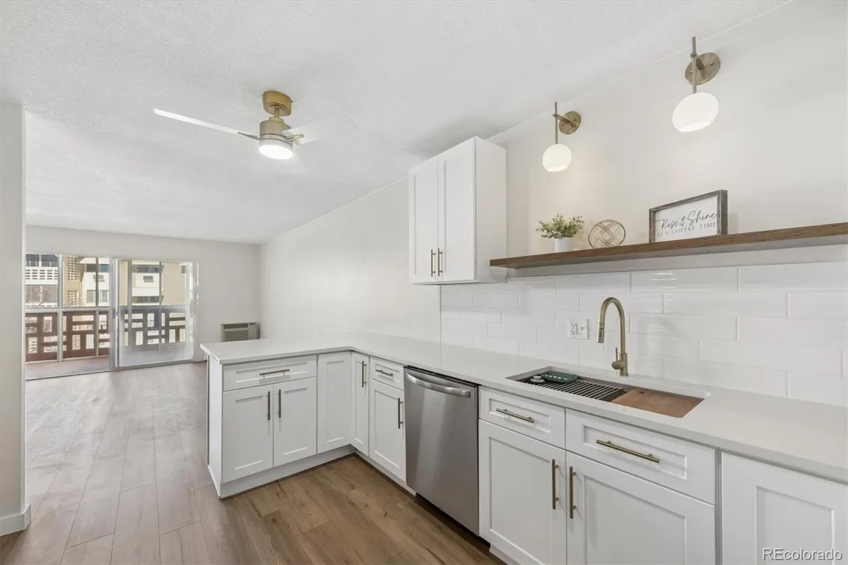 Property Slideshow image 1 of 49 | 580 s clinton st 6c, Denver, CO, 80247