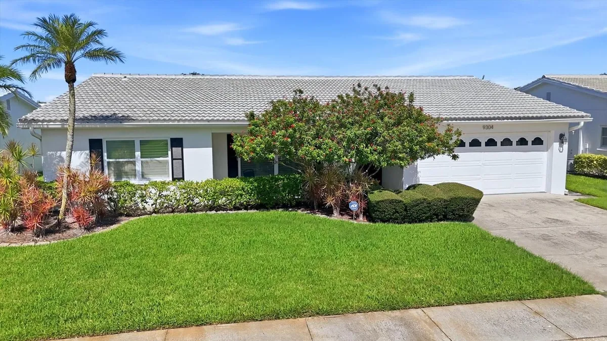 Property Slideshow image 1 of 43 | 9304 41st st, Pinellas Park, FL, 33782