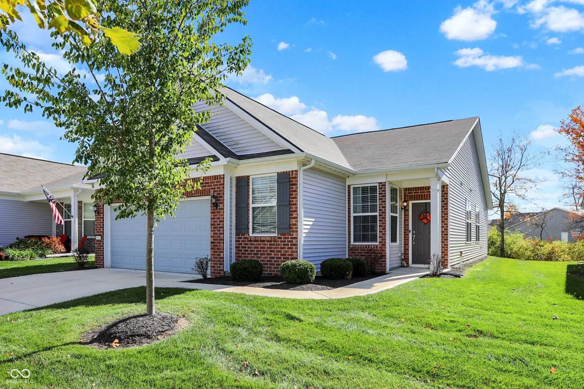 Property Slideshow image 1 of 61 | 4585 mimosa dr, Plainfield, IN, 46168