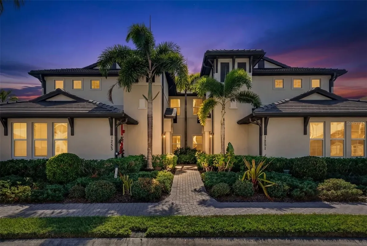 Property Slideshow image 1 of 83 | 1251 riverscape st, Bradenton, FL, 34208
