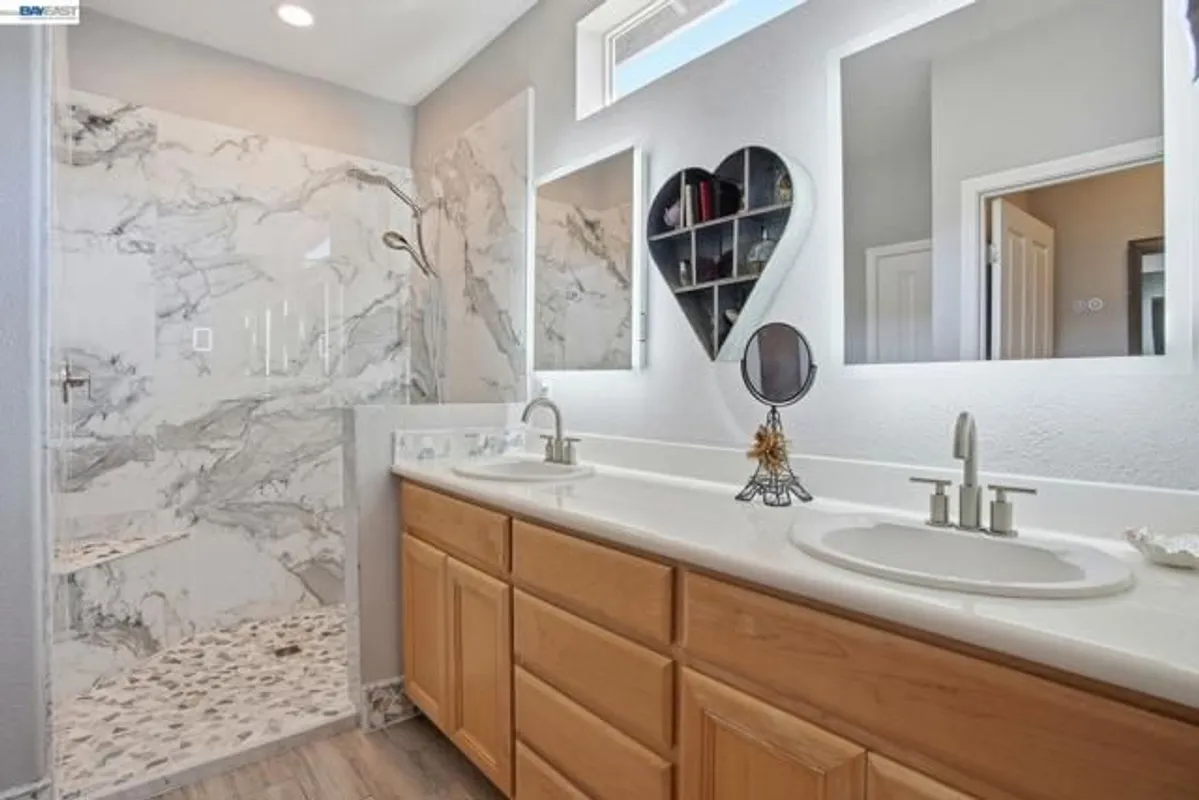 Property Slideshow image 1 of 44 | 1048 diamante, Rio Vista, CA, 94571