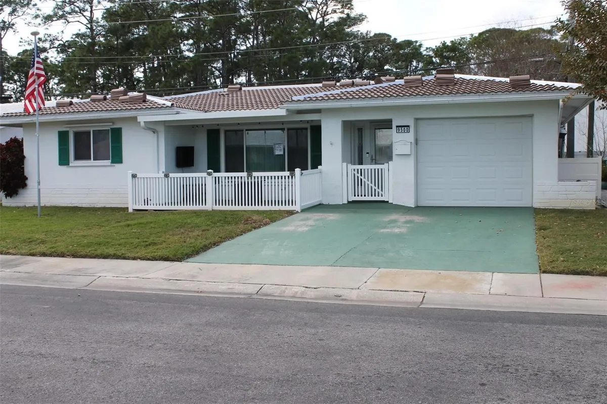 Property Slideshow image 1 of 44 | 9500 45th way n, Pinellas Park, FL, 33782