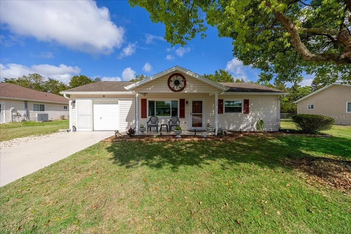 Property Slideshow image 1 of 33 | 11904 sw 137th loop, Dunnellon, FL, 34432