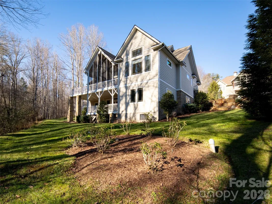 Property Slideshow image 1 of 42 | 123 orvis stone cir, Biltmore Lake, NC, 28715