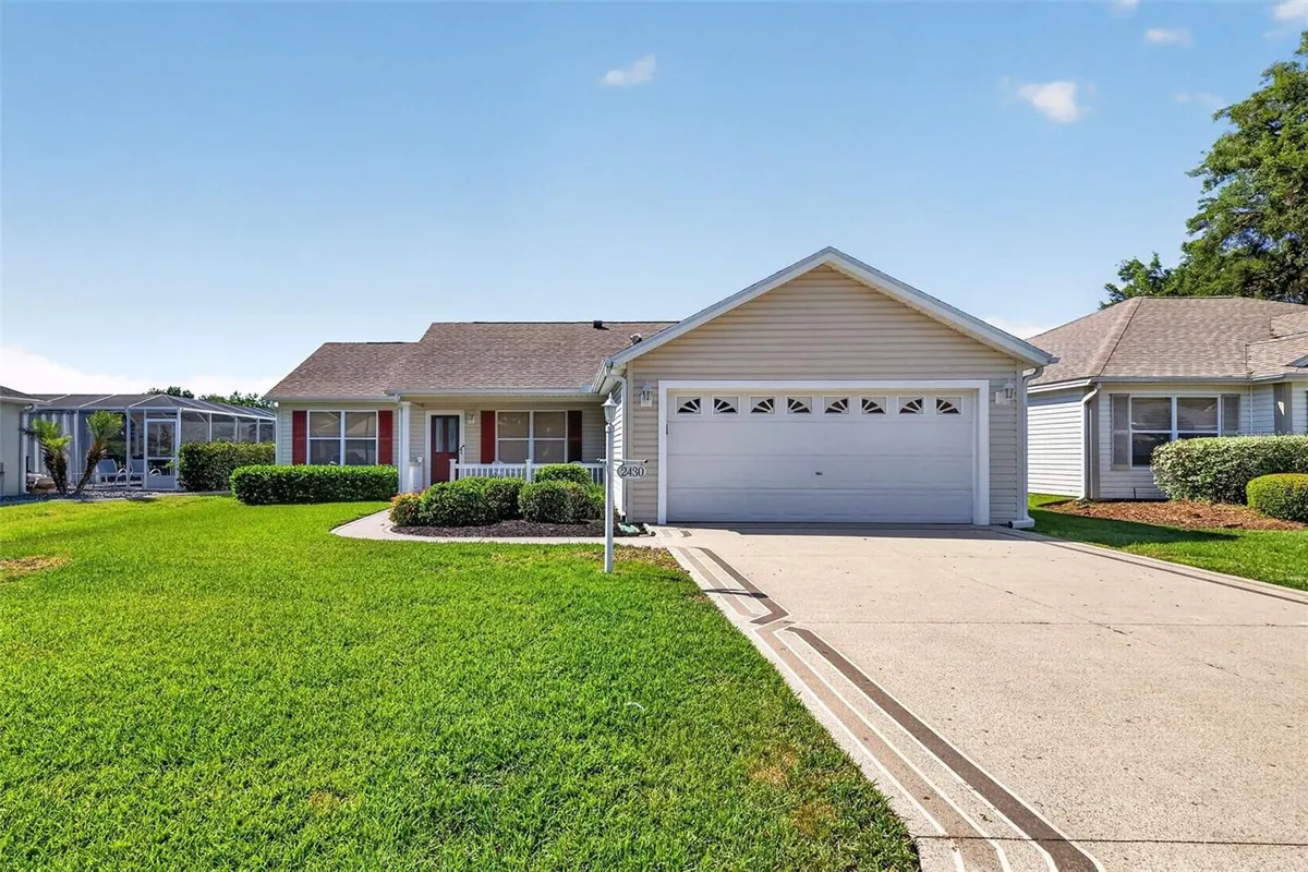 Property Slideshow image 1 of 28 | 2430 merida cir, The Villages, FL, 32162