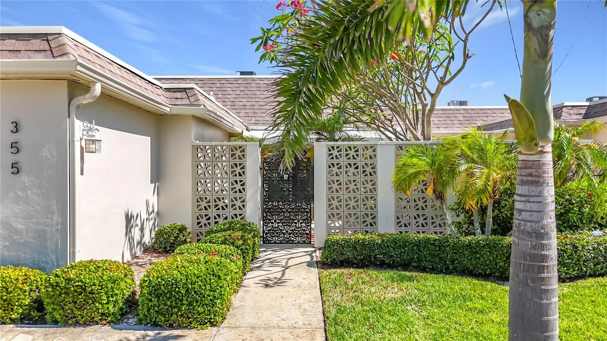 Property Slideshow image 1 of 89 | 355 boca ciega point blvd 355, St Petersburg, FL, 33708