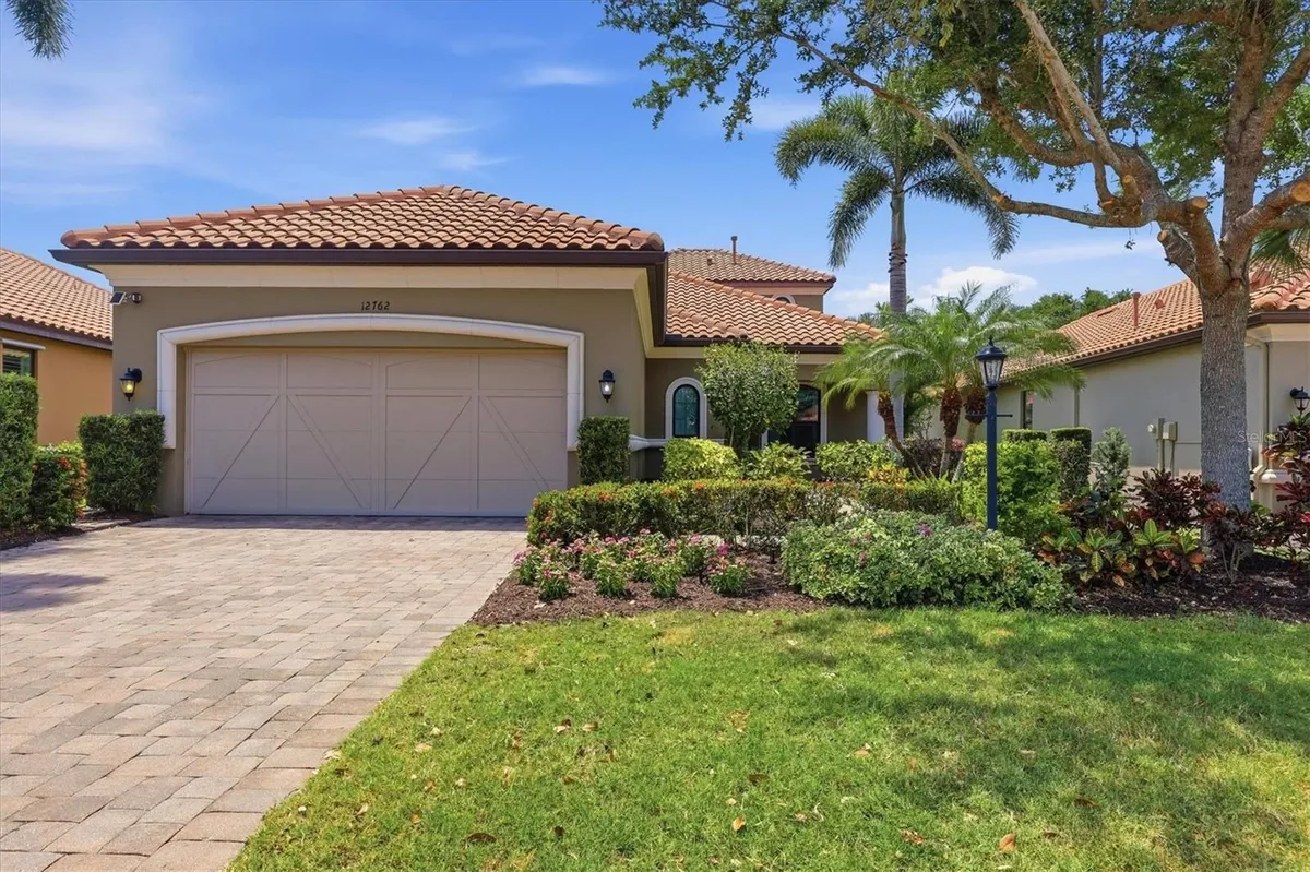 Property Slideshow image 1 of 92 | 12762 del corso loop loop, Bradenton, FL, 34211