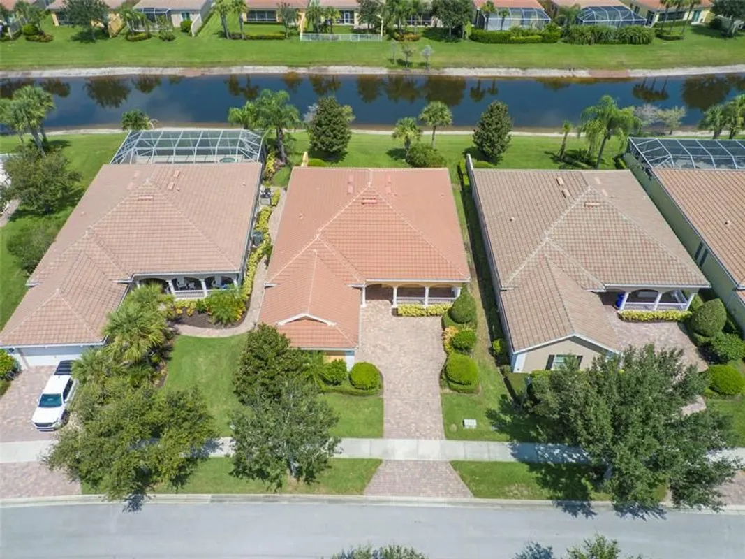 Property Slideshow image 1 of 31 | 5184 formosa cir, Vero Beach, FL, 32967