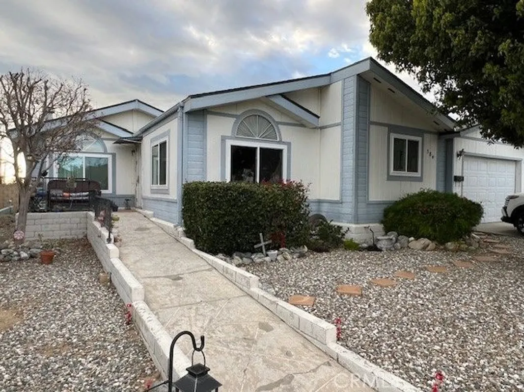 Property Slideshow image 1 of 39 | 3800 w wilson 384, Banning, CA, 92220