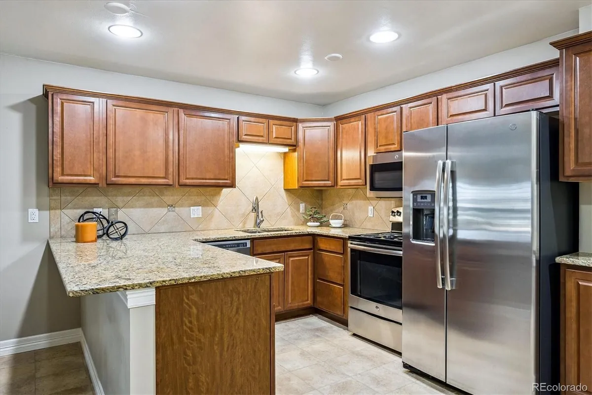 Property Slideshow image 1 of 48 | 605 s alton way 8d, Denver, CO, 80247
