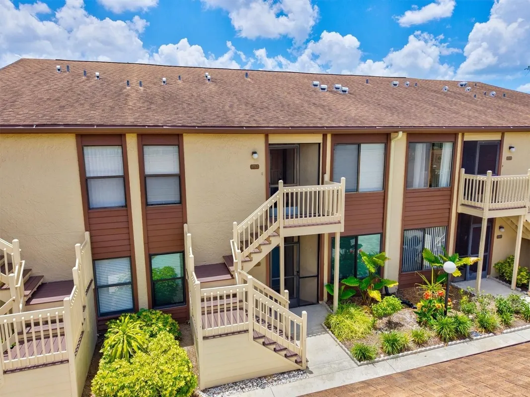 Property Slideshow image 1 of 54 | 5713 avista dr 4112, Sarasota, FL, 34243
