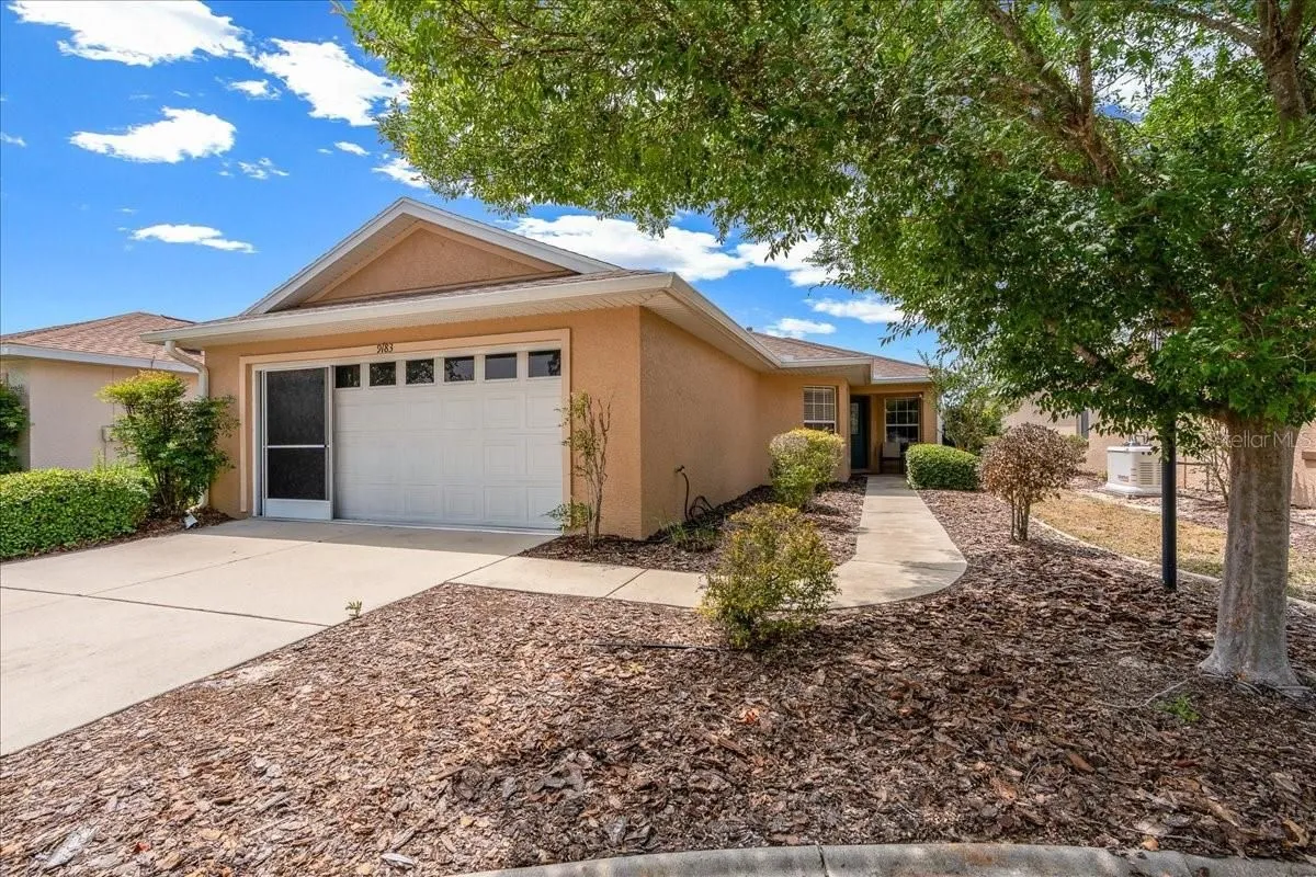 Property Slideshow image 1 of 44 | 9183 sw 102nd cir, Ocala, FL, 34481