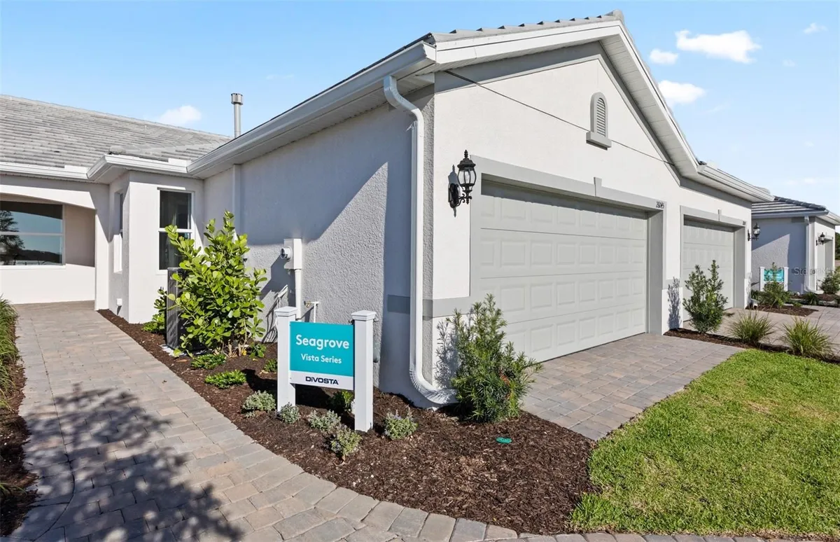 Property Slideshow image 1 of 21 | 29036 coral harbour dr, Englewood, FL, 34223