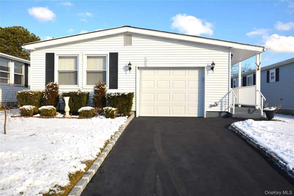 Property Slideshow image 1 of 35 | 82 village cir, Manorville, NY, 11949