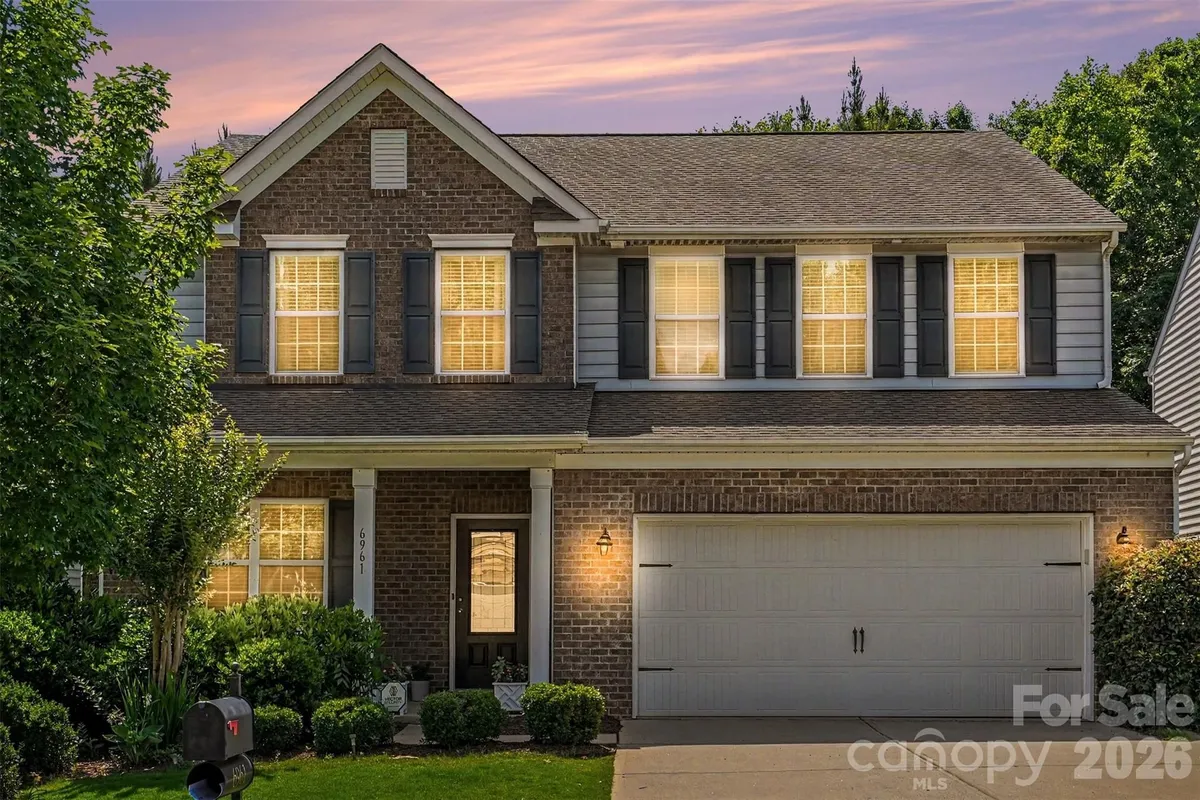 Property Slideshow image 1 of 45 | 6961 liverpool ct, Indian Land, SC, 29707