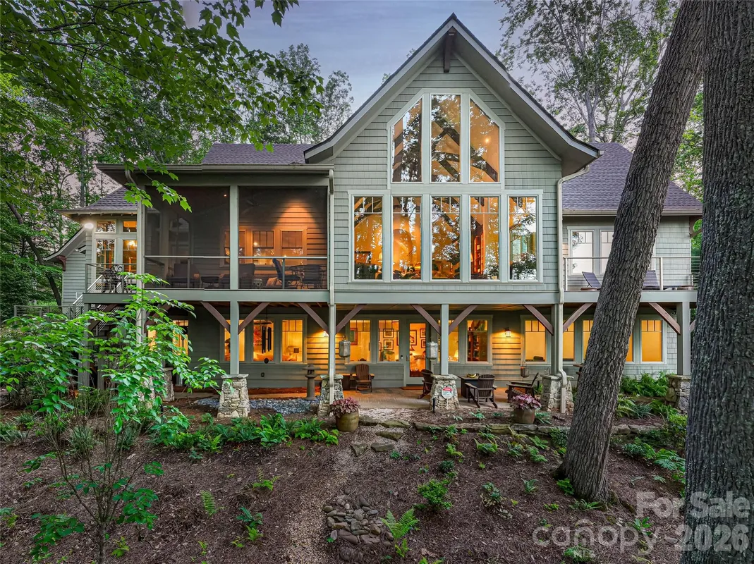Property Slideshow image 1 of 48 | 47 twilight sedge dr, Biltmore Lake, NC, 28715