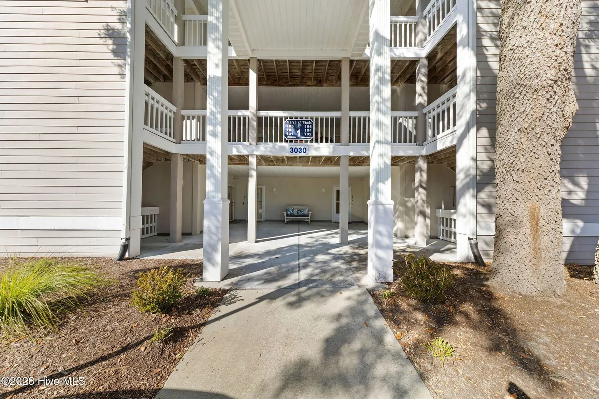 Property Slideshow image 1 of 44 | 3030 marsh winds cir 102, Southport, NC, 28461