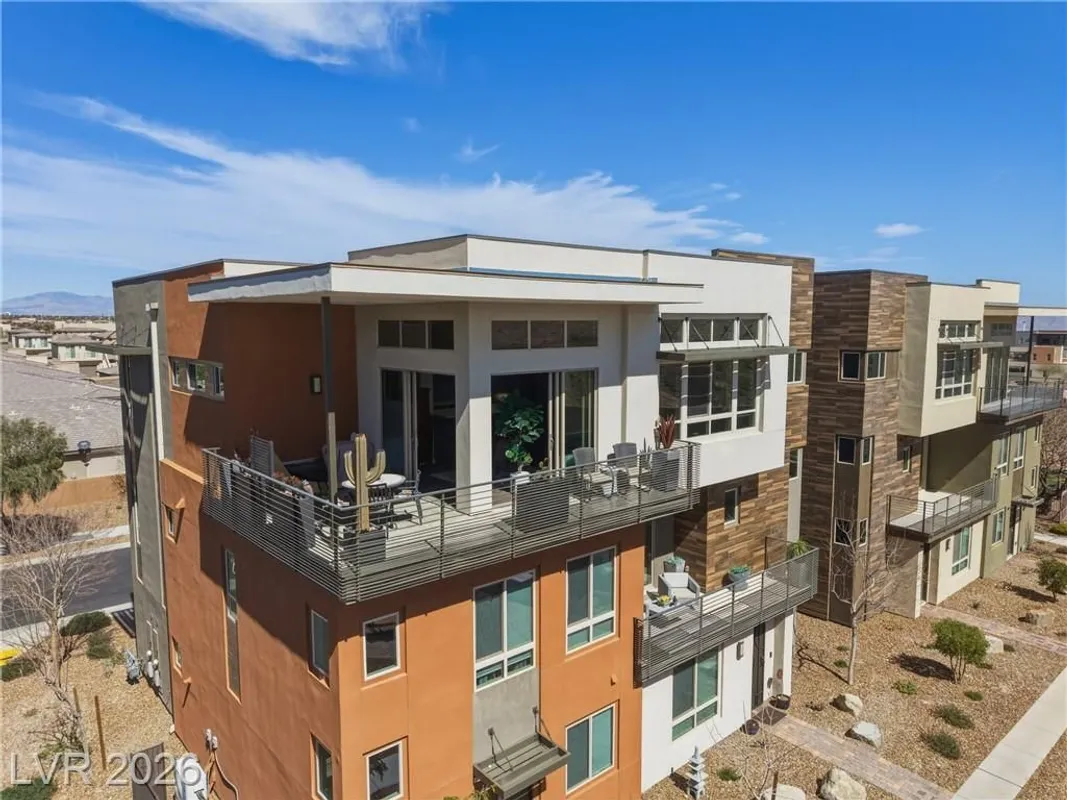 Property Slideshow image 1 of 52 | 4338 guava ct, Las Vegas, NV, 89135