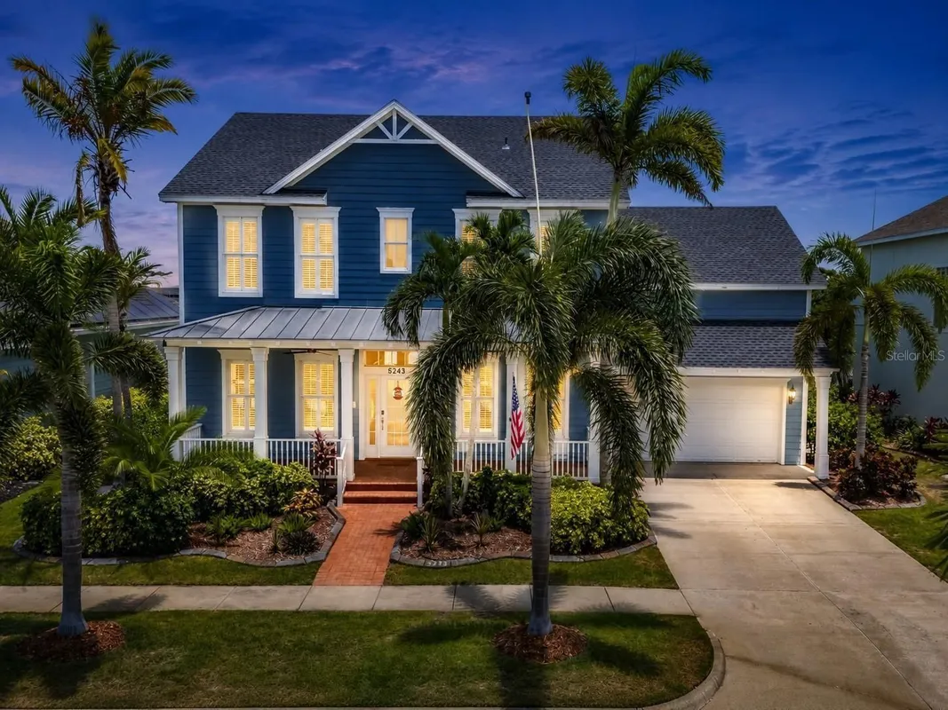 Property Slideshow image 1 of 100 | 5243 brighton shore dr, Apollo Beach, FL, 33572