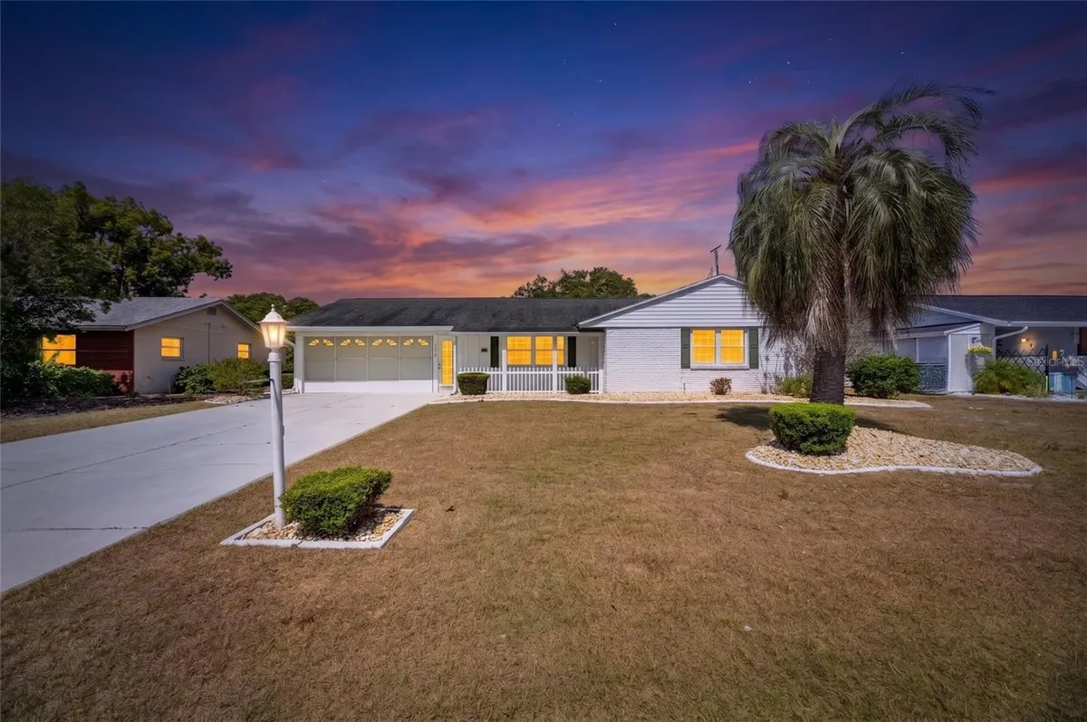 Property Slideshow image 1 of 65 | 1210 valley forge blvd 9, Sun City Center, FL, 33573
