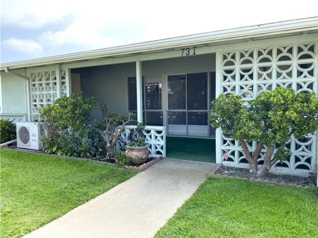 Property Slideshow image 1 of 13 | 1361 weeburn rd, Seal Beach, CA, 90740