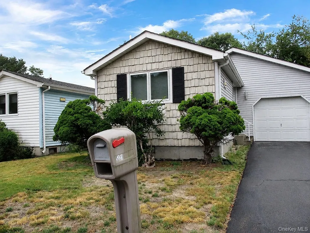 Property Slideshow image 1 of 18 | 5131 village cir, Brookhaven, NY, 11949