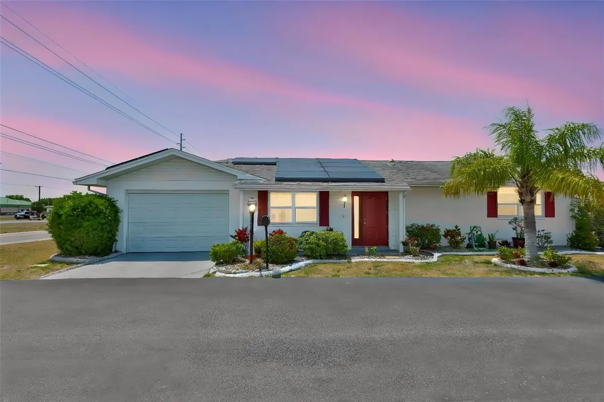 Property Slideshow image 1 of 43 | 700 rutgers pl, Sun City Center, FL, 33573