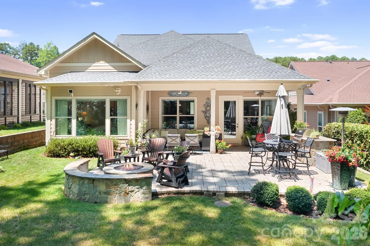 Property Slideshow image 1 of 47 | 7142 hanging rock ct, Denver, NC, 28037