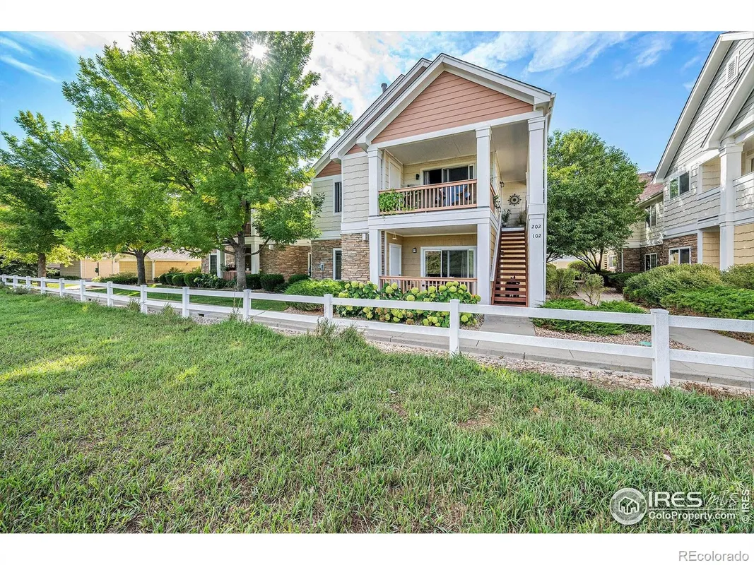 Property Slideshow image 1 of 17 | 4705 hahns peak dr unit 202, Loveland, CO, 80538