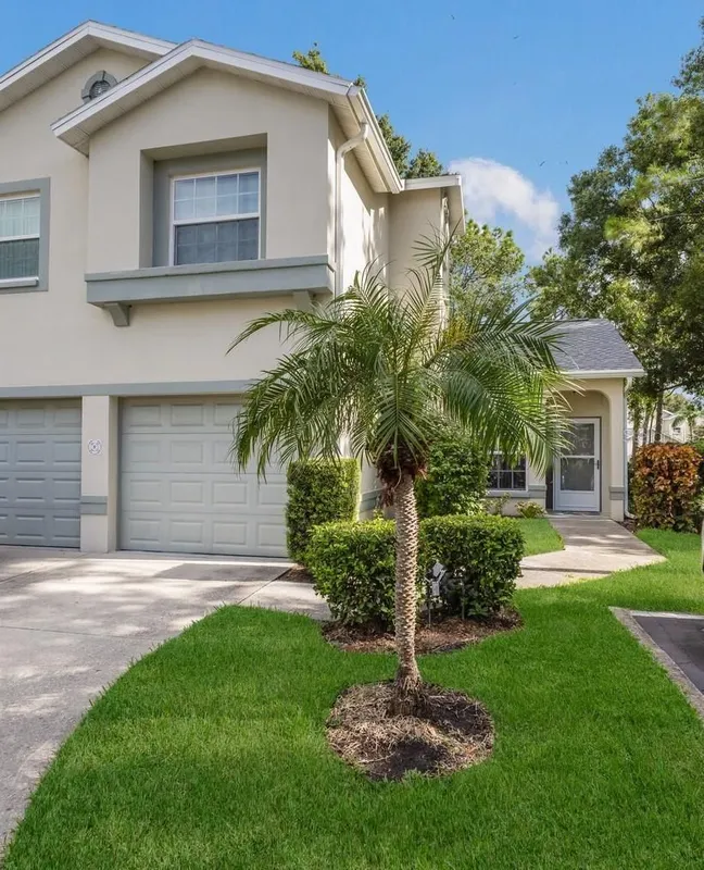 Property Slideshow image 1 of 30 | 6315 green oak cir # 13a, Bradenton, FL, 34203