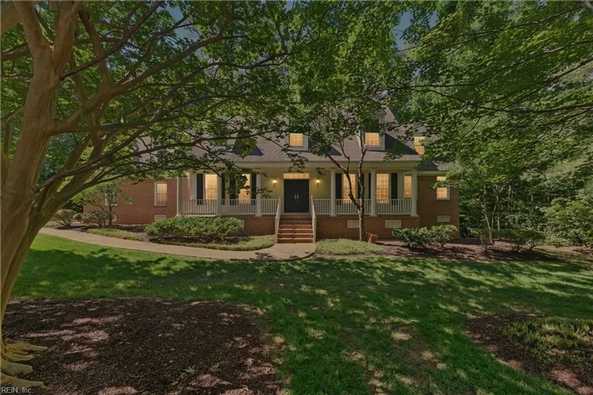 Property Slideshow image 1 of 47 | 133 mid ocean, Williamsburg, VA, 23188