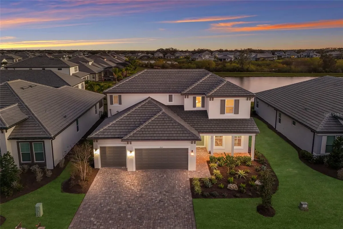 Property Slideshow image 1 of 87 | 17615 savory mist cir, Bradenton, FL, 34211