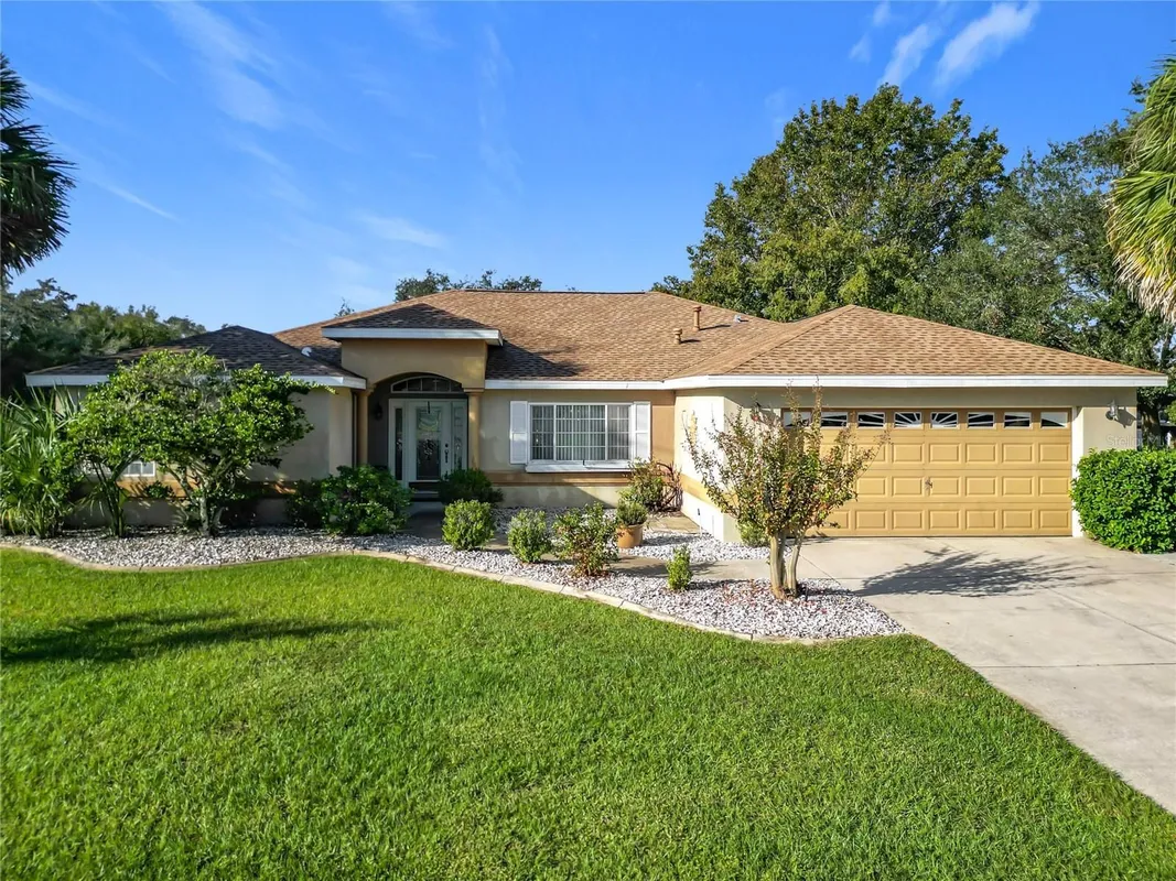 Property Slideshow image 1 of 53 | 13700 se 90th ct, Summerfield, FL, 34491