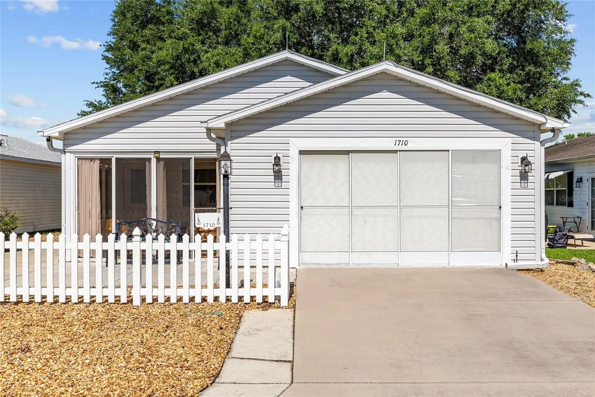Property Slideshow image 1 of 23 | 1710 rosales rd, The Villages, FL, 32162