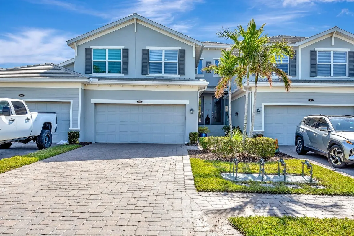 Property Slideshow image 1 of 85 | 915 tidewater shores loop, Bradenton, FL, 34208
