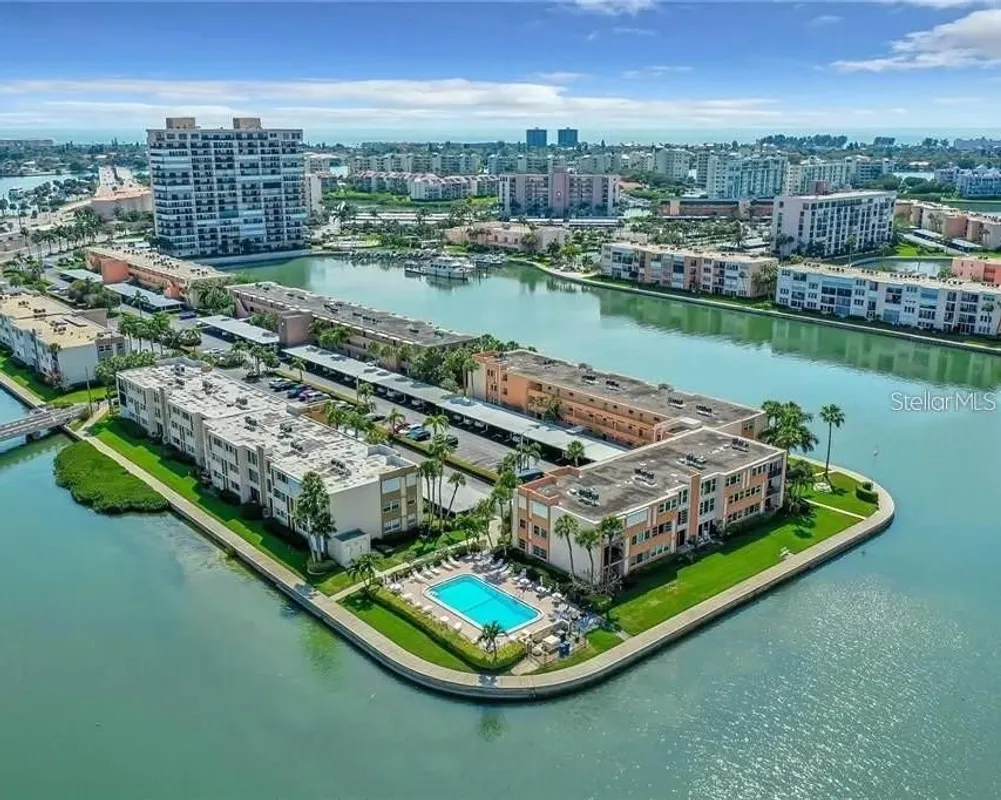 Property Slideshow image 1 of 39 | 7560 bay island dr 149, South Pasadena, FL, 33707