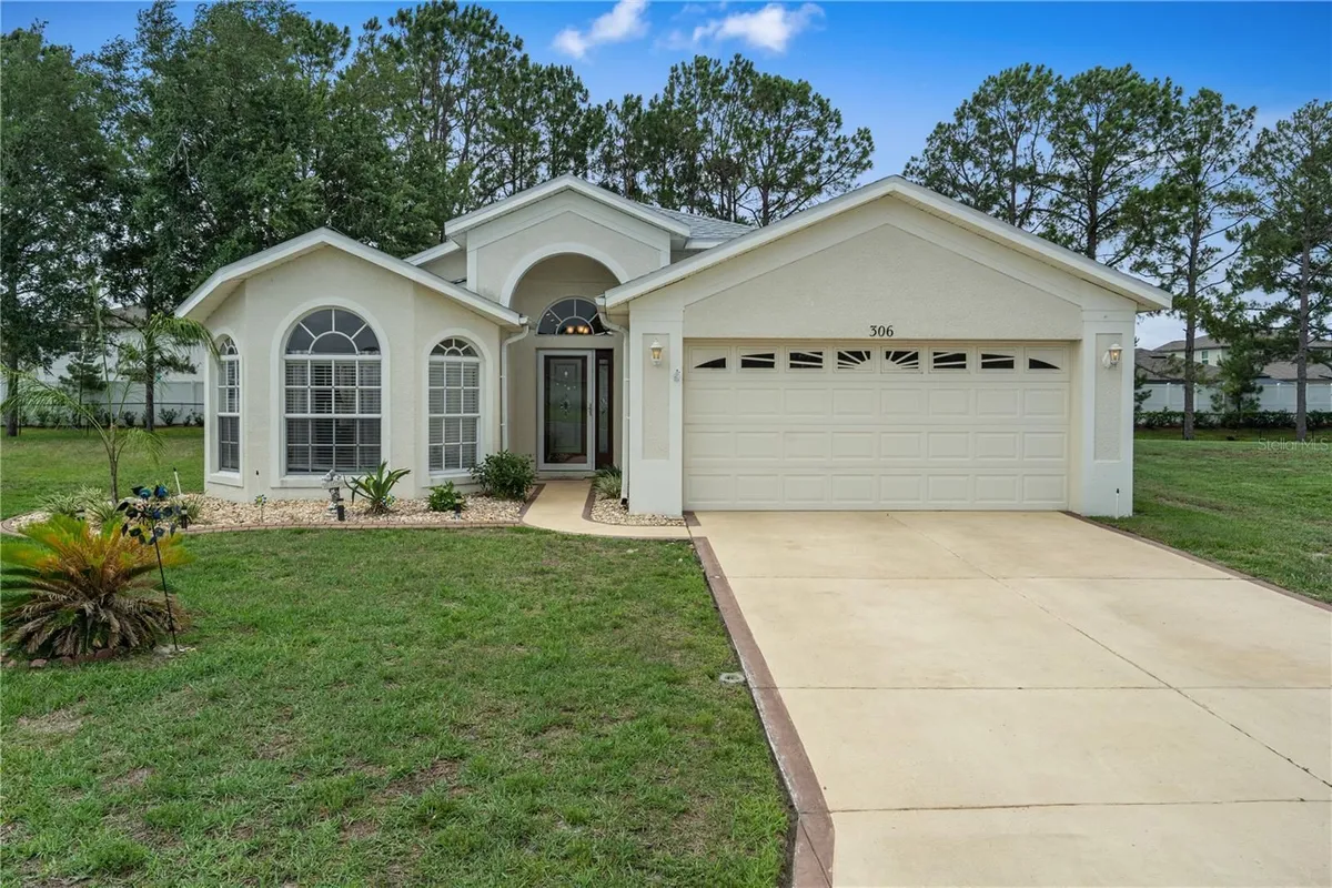 Property Slideshow image 1 of 51 | 306 barrington ct, Spring Hill, FL, 34609