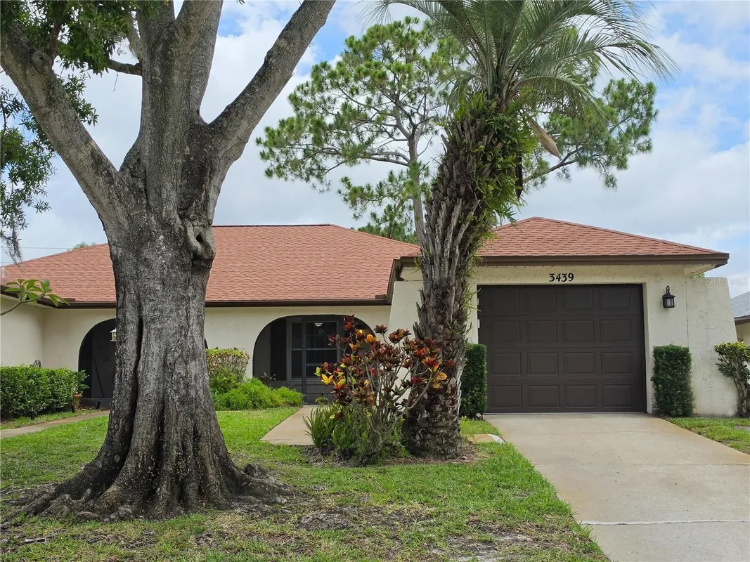 Property Slideshow image 1 of 48 | 3439 maclaren dr, Palm Harbor, FL, 34684