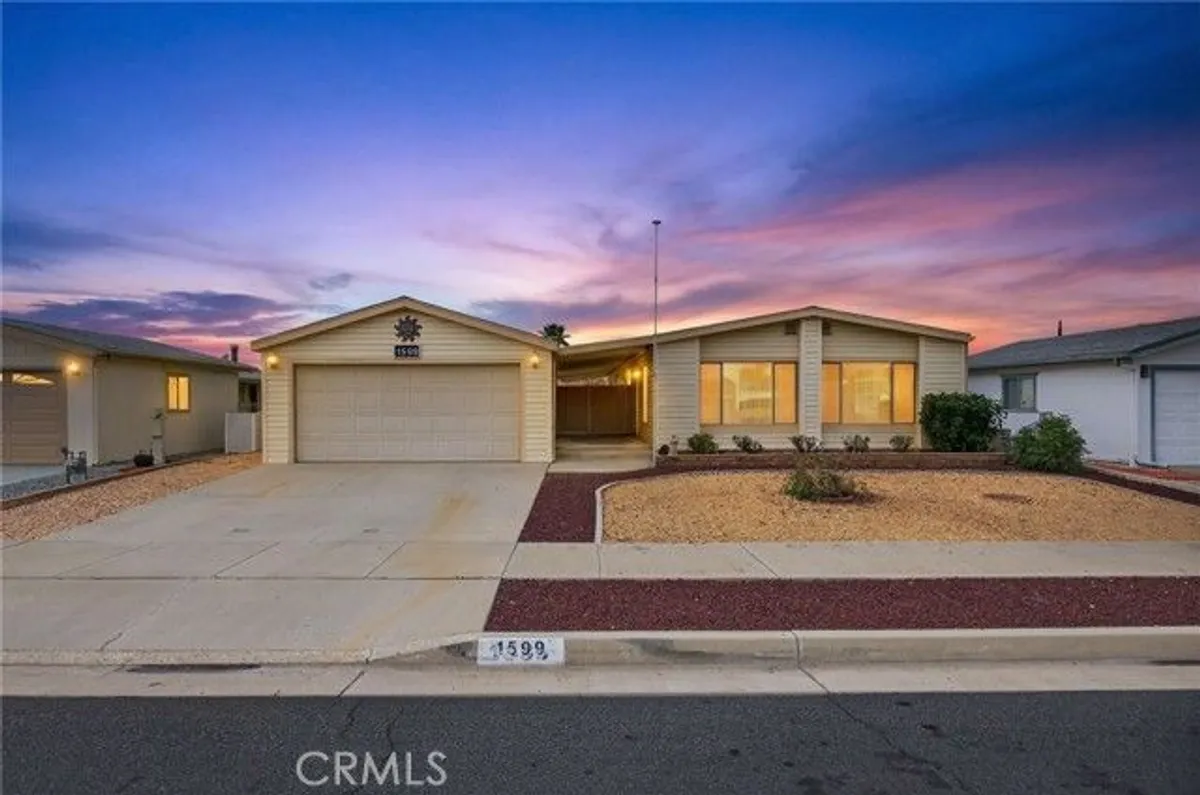 Property Slideshow image 1 of 41 | 1599 brentwood way, Hemet, CA, 92545
