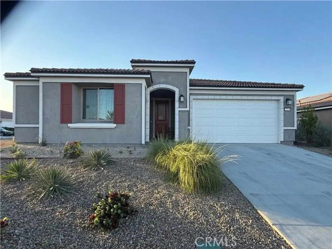 Property Slideshow image 1 of 10 | 25140 forest hills dr, Menifee, CA, 92585