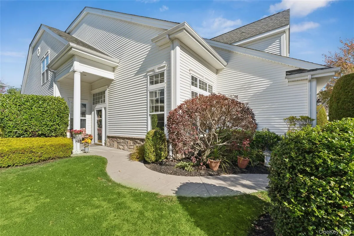 Property Slideshow image 1 of 31 | 113 overture pl, Eastport, NY, 11941