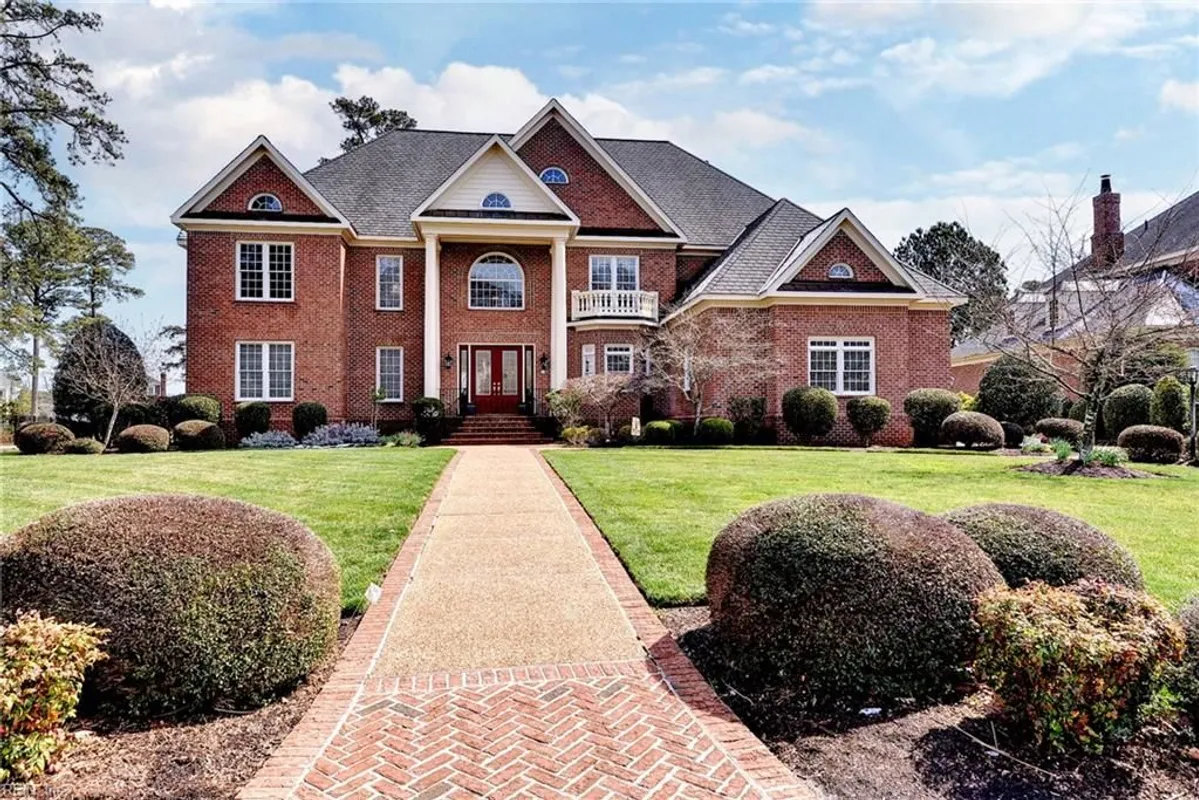 Property Slideshow image 1 of 49 | 519 sir george percy, Williamsburg, VA, 23185