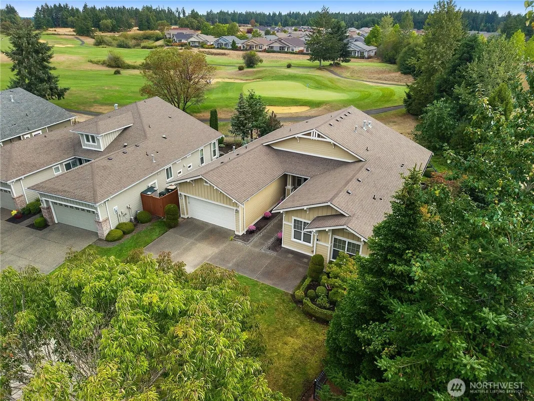 Property Slideshow image 1 of 40 | 4212 vashon dr, Lacey, WA, 98516