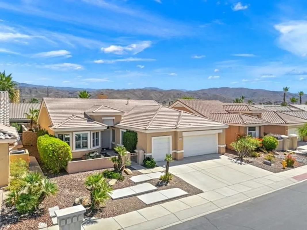 Property Slideshow image 1 of 40 | 78520 rainswept way, Palm Desert, CA, 92211