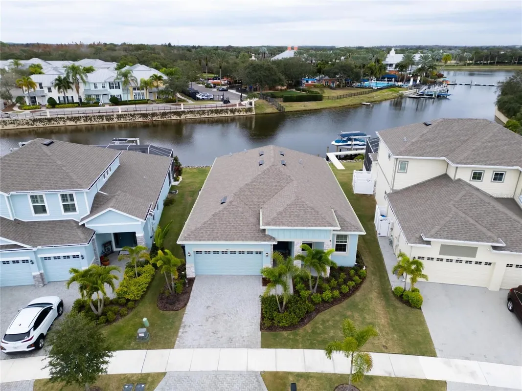 Property Slideshow image 1 of 100 | 5413 wishing arch dr, Apollo Beach, FL, 33572