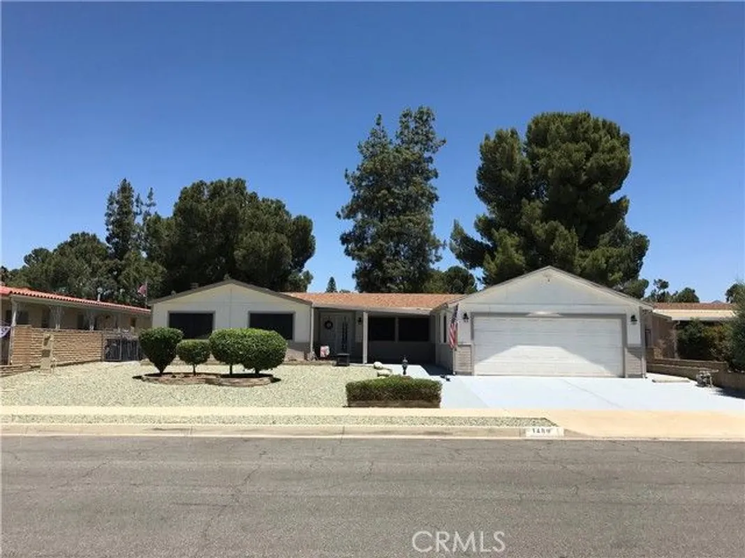 Property Slideshow image 1 of 34 | 1480 brentwood way, Hemet, CA, 92545